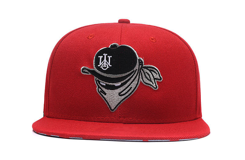 Street Dance Flat-Brimmed Hat Men Dkateboard Baseball Cap Masked Embroidery Hat