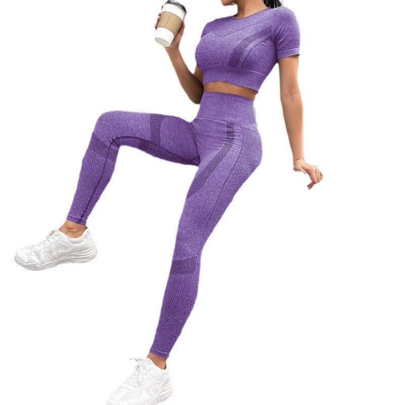 Seamless Striped Short-sleeved Trousers Yoga Suit